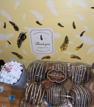 Load image into Gallery viewer, Ralph's Chocolate Delights Hot Chocolate Bomb Gift Set 6 pack *Gourmet Large Hot Chocolate Bombs Ingredients Premium Ghirardelli Chocolate, Marshmallows, Sprinkles, Chocolate Hot Chocolate Mix, hot cocoa bombs for Halloween, Thanksgiving, Christmas, Holidays, Dessert, parties, Weddings, events and Winter drink or beverage